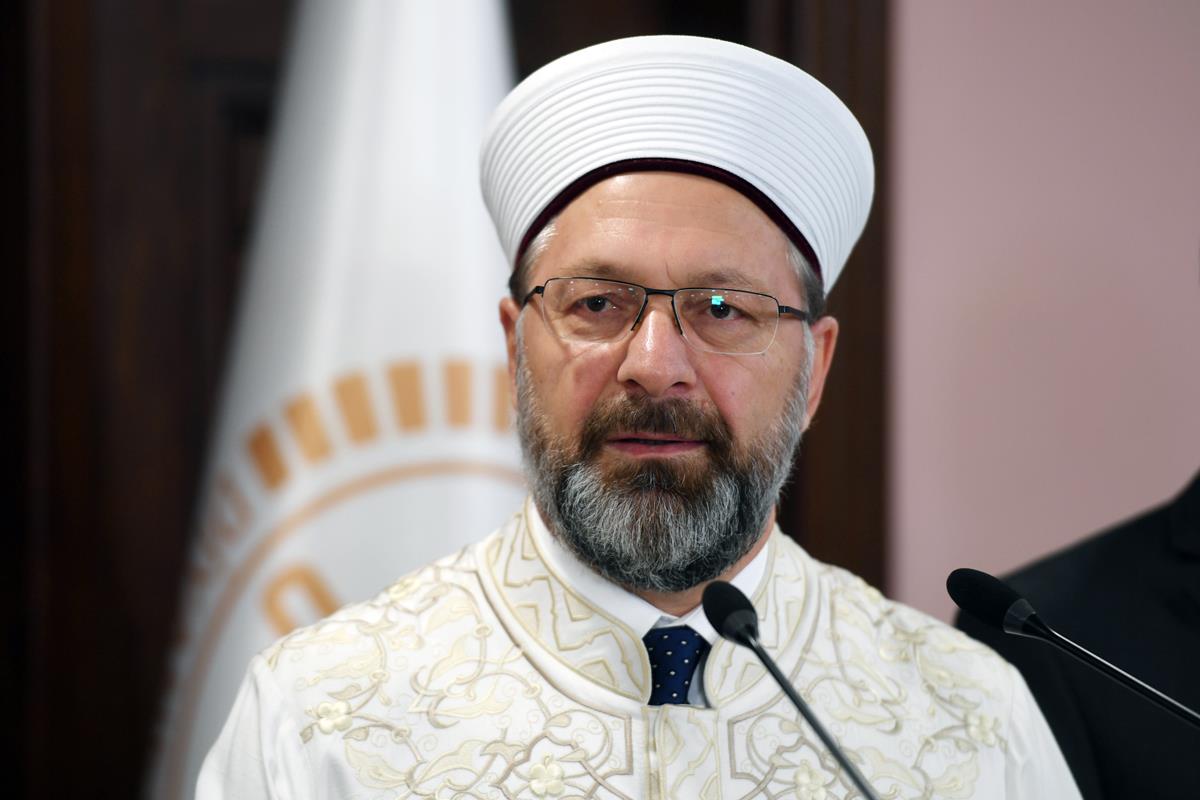 Erbaş Milletimizin ve tüm İslam âleminin Miraç Gecesini tebrik