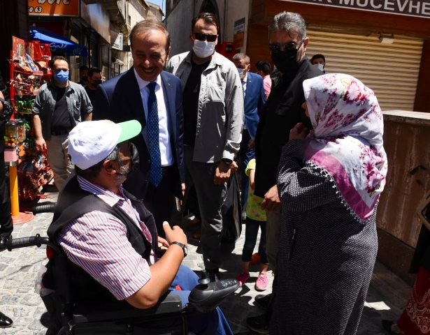 Vali Erin Vatandaşlarımızla hemhal olmaya devam