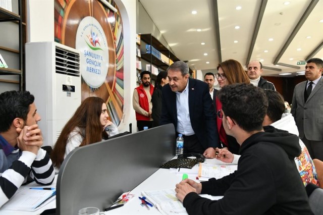 Şanlıurfa’da Gençlik Merkezine Gitmeyen Genç Kalmayacak